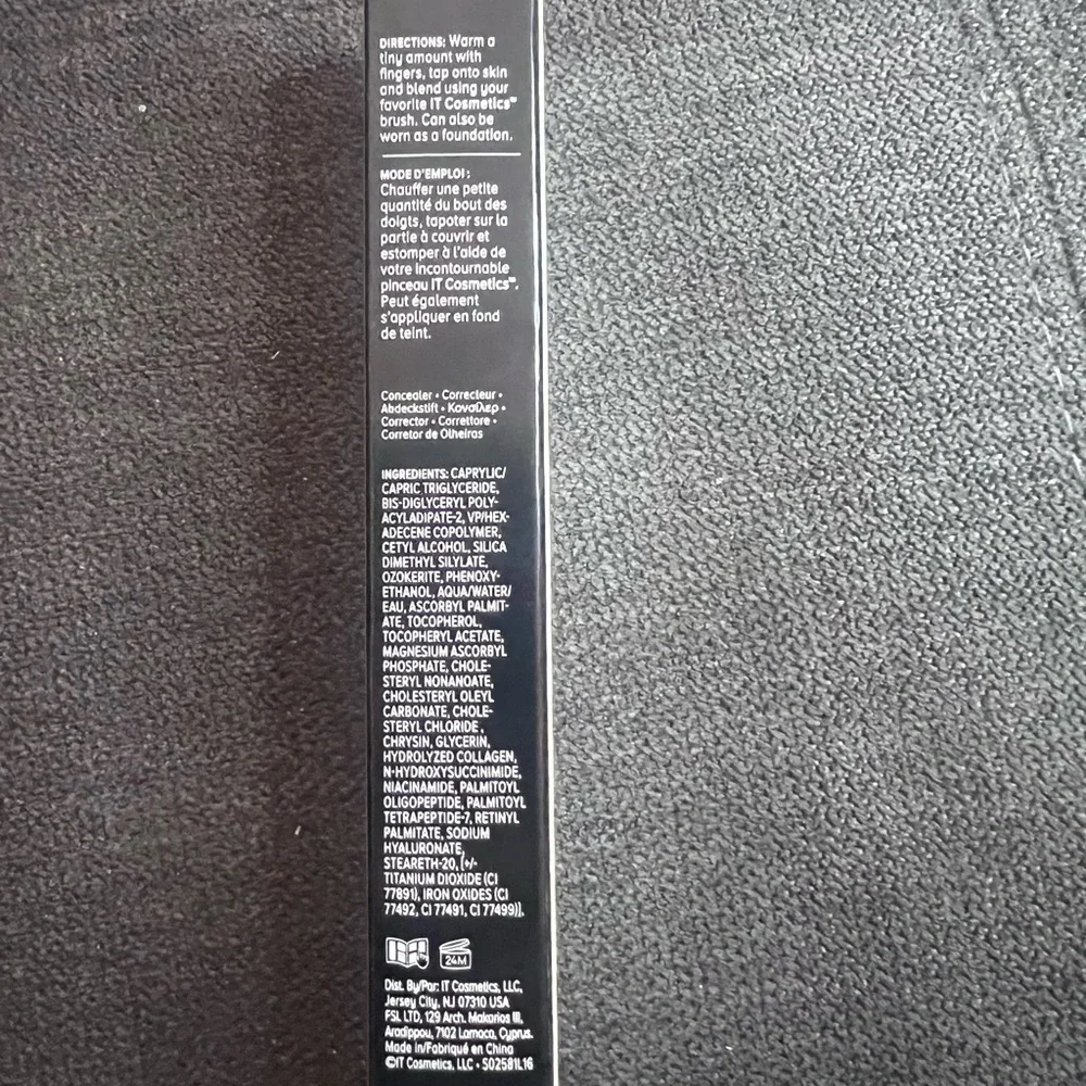 New in Box IT Cosmetics Bye Bye Under Eye Concealer in Shade Medium